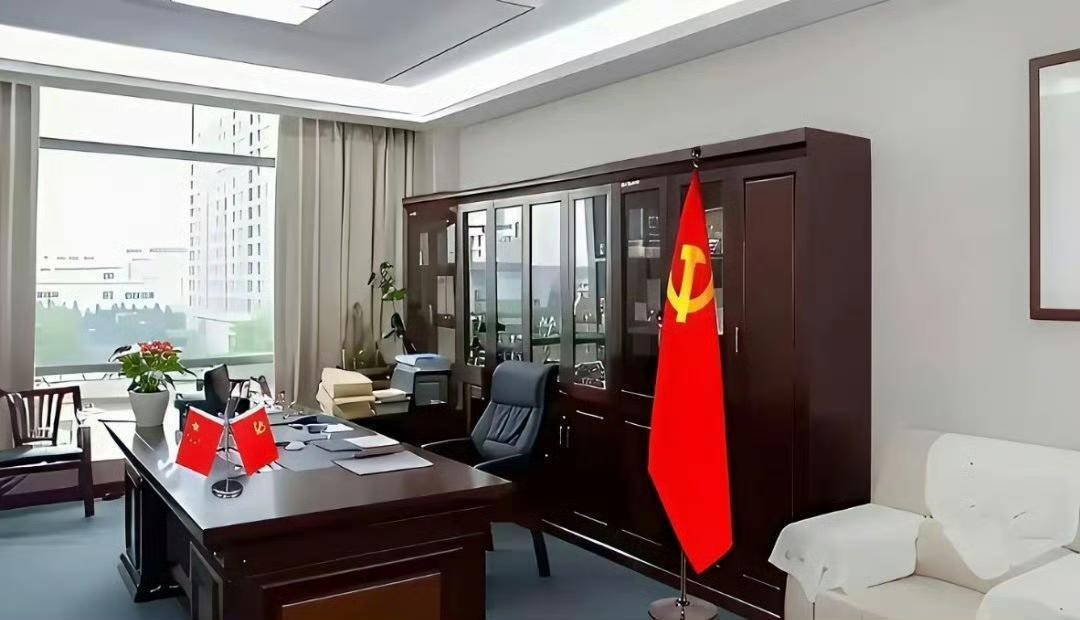 今日运势：乙巳年己丑月丁酉日2026.1.23日鼠：中吉平安顺利牛：贵