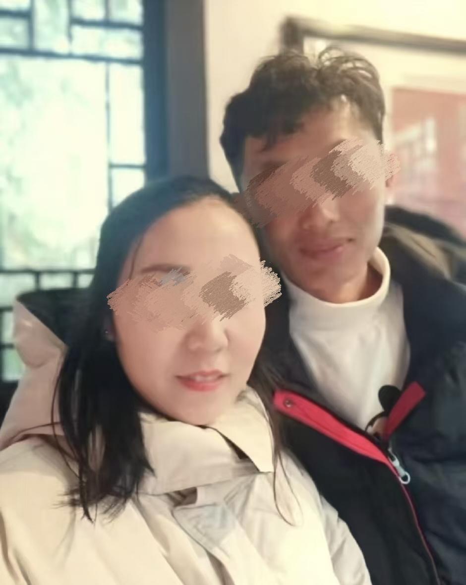安徽宿州有个在宁波做生意的男子，咬牙砸进去整整70万给患癌老婆治病，最后人还是走