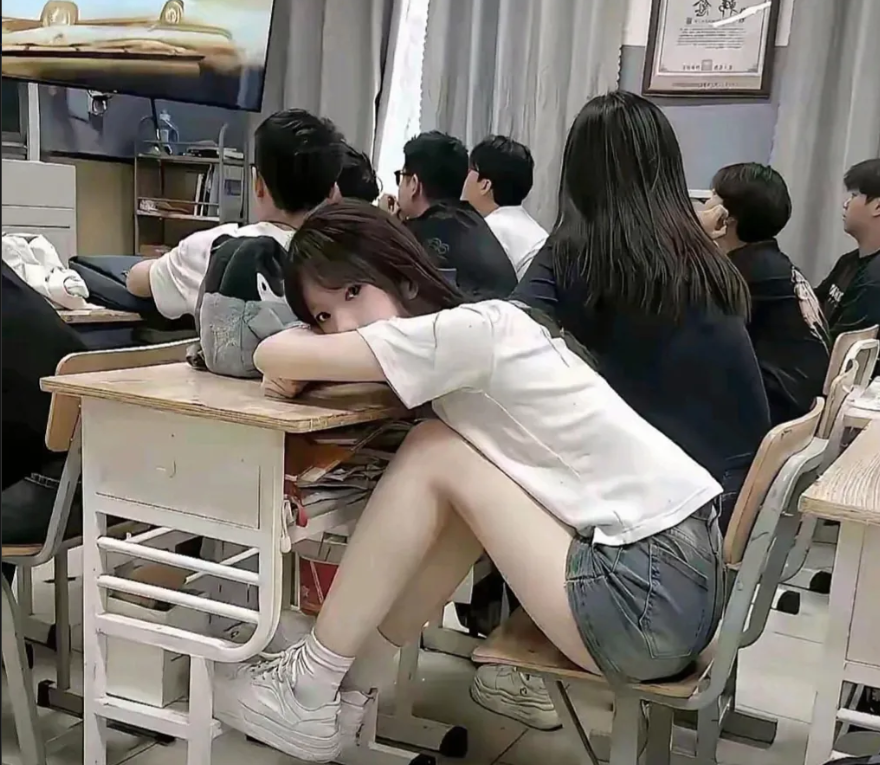 女儿上职高，上课只睡觉，未来在哪里