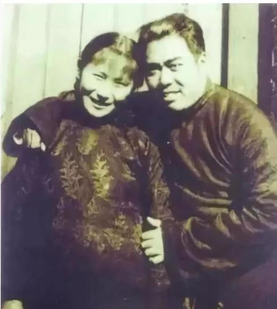 1941年6月，国军少将陈中柱战死后，头颅被日军割下带走。陈中柱怀孕的妻子，带着