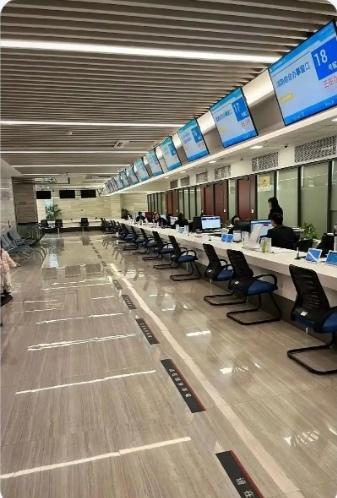 政务大厅窗口人员八年索受贿金逾千万今天是2026年2月7日。来自辽宁日报的