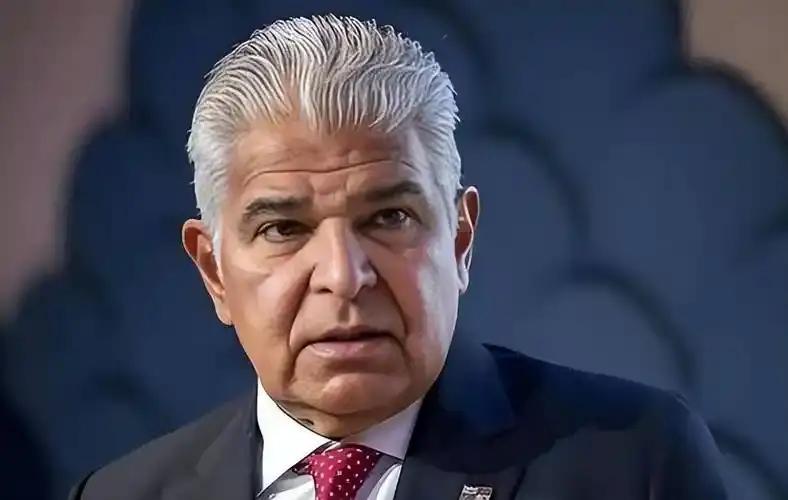 巴拿马总统终于说了句清醒话4月9日，巴拿马总统穆利诺公开表示“无意与中国产生