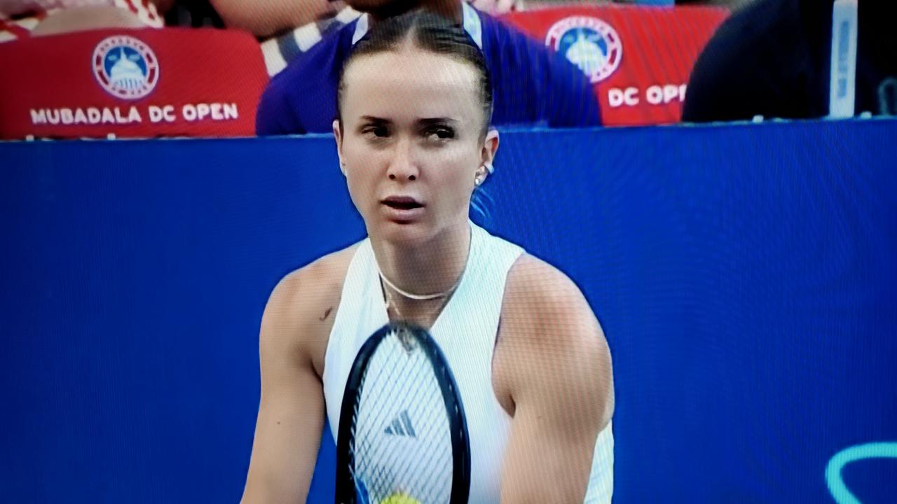 WTA1000多伦多站女单1/8决赛上演了一场鏖战2小时29分钟的经典对决。世界