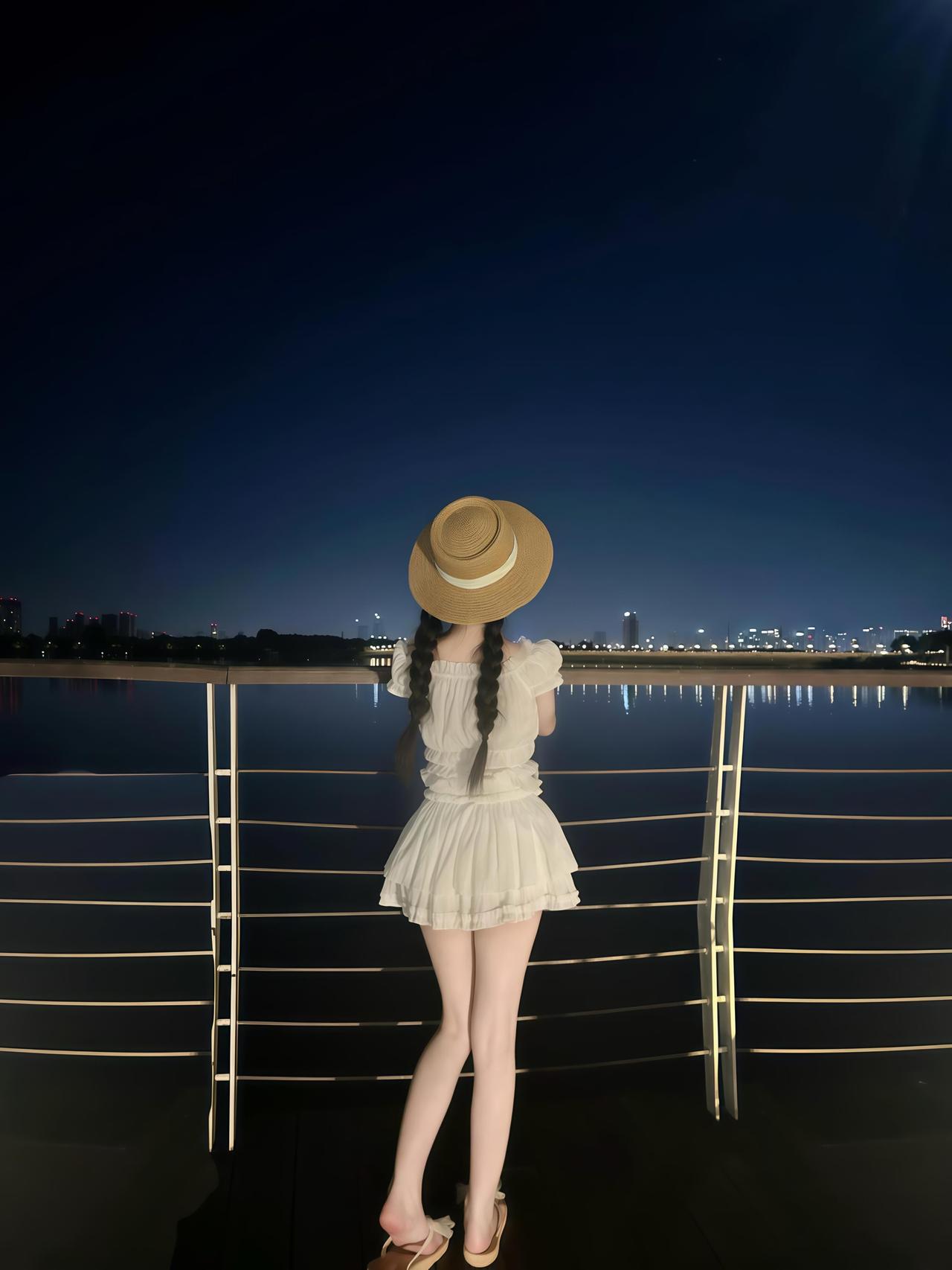 佛说：你恨的人，来生不会再见，所以别在他身上浪费时间。你恨他，他未