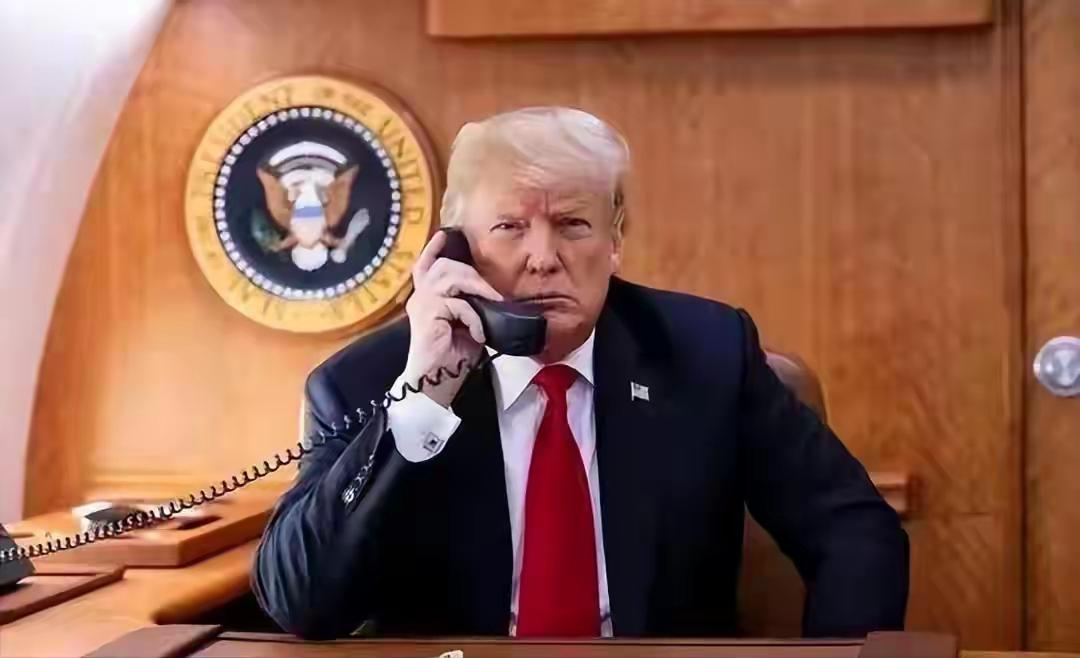一天内，中方连打两通电话，特朗普表态：任期内不会让中美生变中方一天内主动连