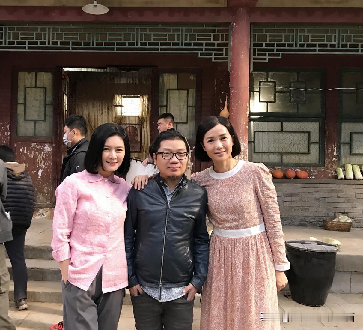 不愧是美女级别的，田海蓉比蒋雯丽更有气质，简直绝了！在无美颜、无滤镜的情况下