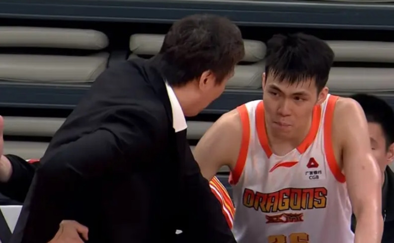 不得不说，贺希宁和庞峥麟还是差距的！昨晚深圳对江苏，深圳93-88江苏，看看两