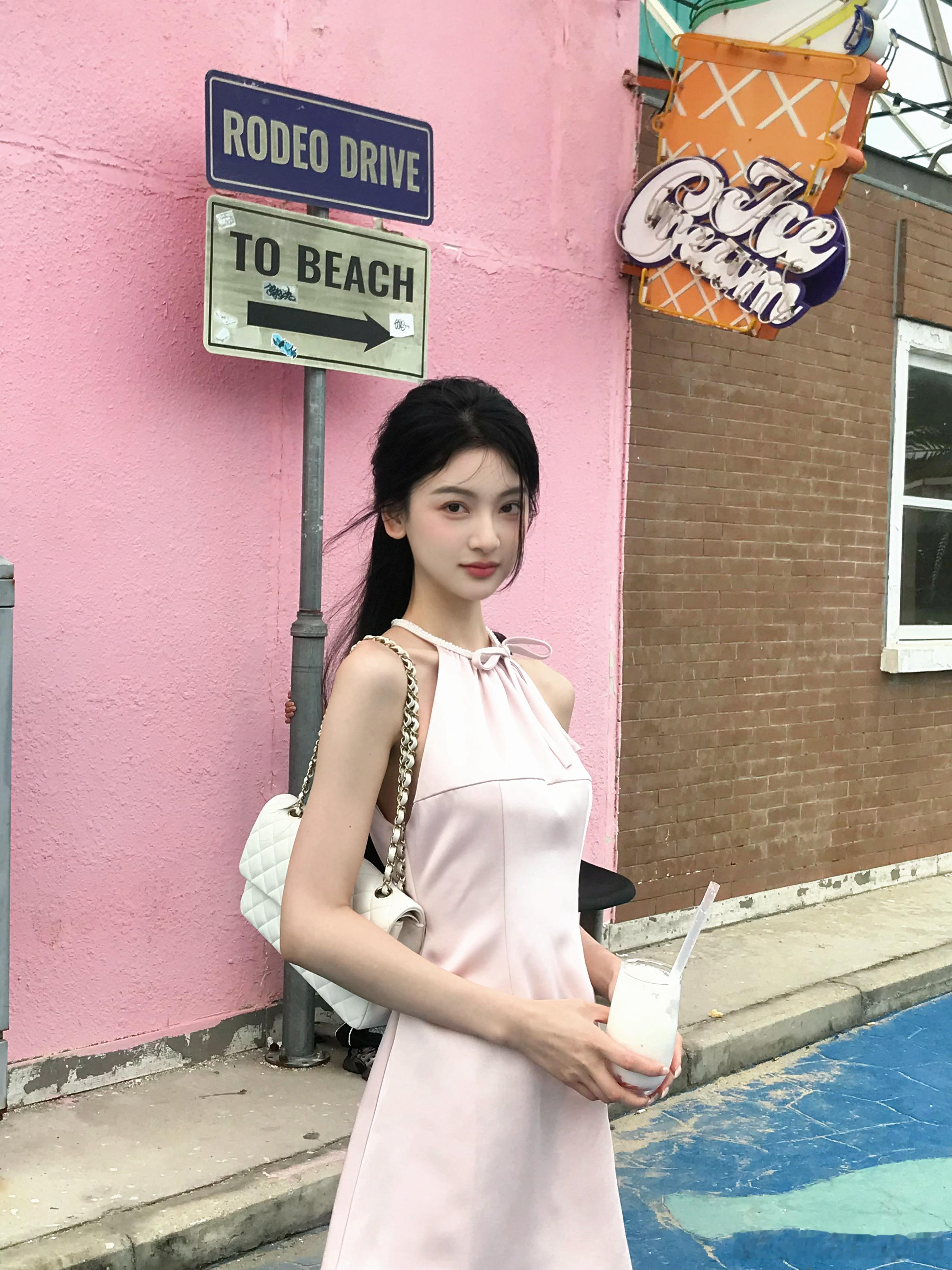 🌴​​​