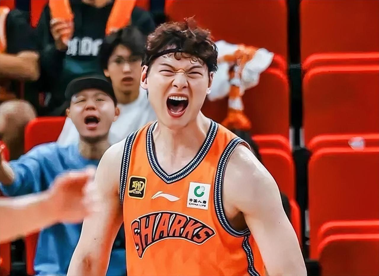 上海90-89险胜广州！今天上海三巨头的表现！！！王哲林：上场27分钟，投