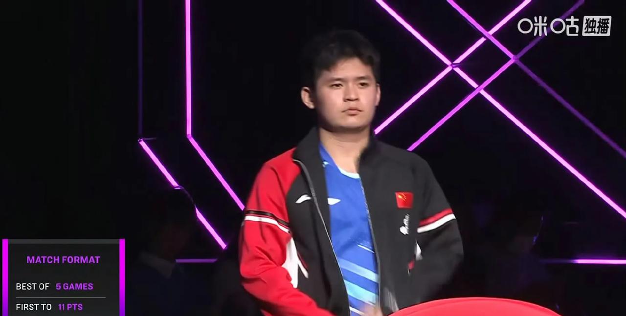 九连胜林昀儒的林诗栋🇨🇳上场了[加油]！林诗栋🇨🇳VS邱党🇩🇪！