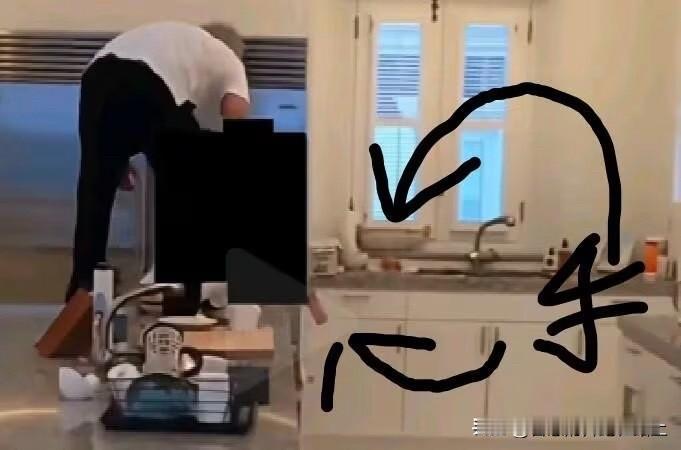 爱泼斯坦萝莉岛内部画面流出～那是一座小岛，也是一个“餐厅”，牢A没有骗大家，