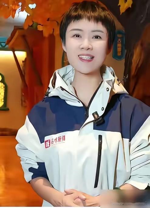 脑出血最怕二次出血，贺娇龙二次开颅，最后抢救无效，应该是这个原因。她头颅的伤势