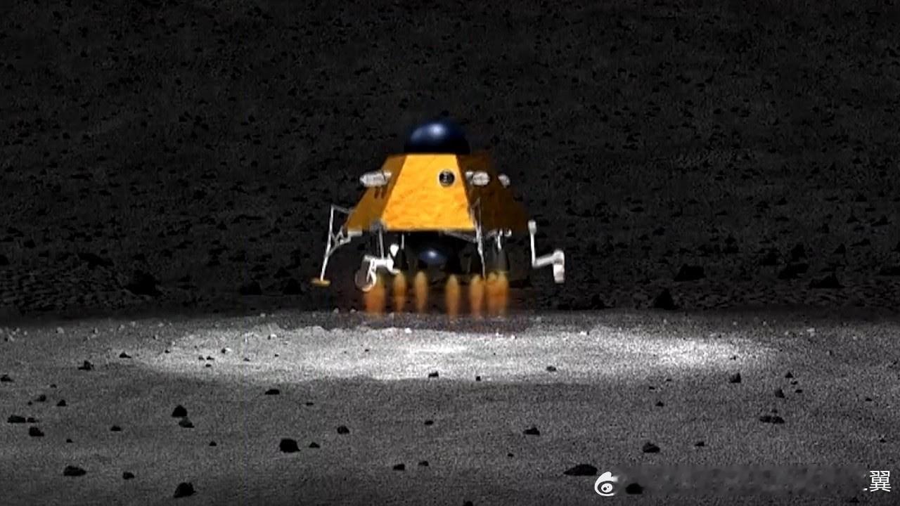 嫦娥七号探测器与长征五号遥十四运载火箭组合体已经垂直转运至中国文昌航天发射场发射