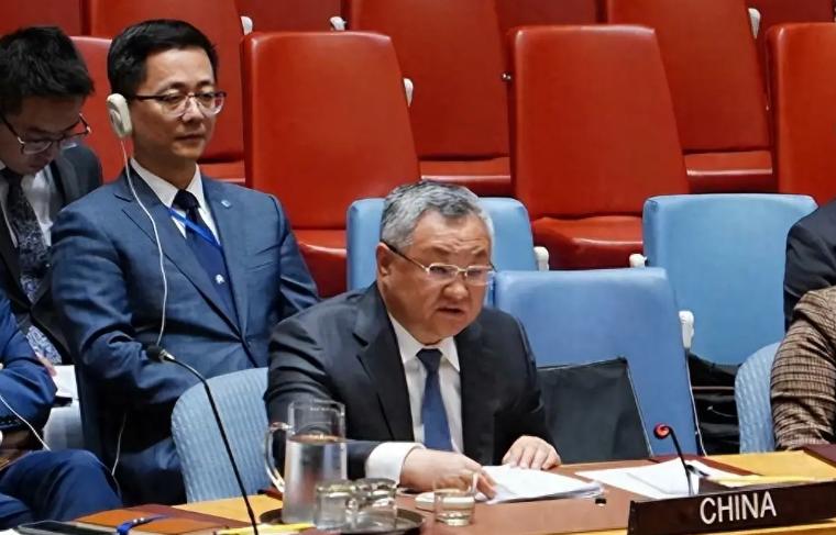 中方精准反制后，高市回应2句话，当着14国的面，傅聪发出通牒。中国出手反制自卫队