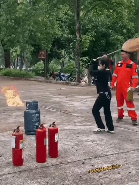 这位美女这是来搞破坏的吧？