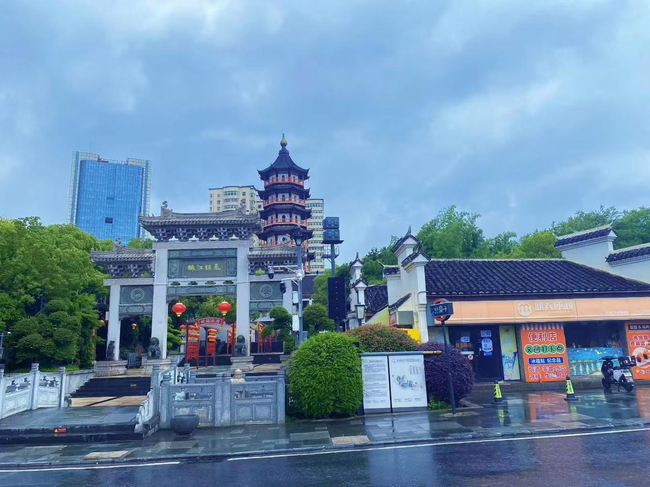 南昌旅行｜绳金塔美景攻略！来南昌别只逛滕王阁‼️本地人私藏千年古风街区，始建于