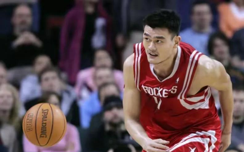中国男篮运动员NBA最高单场得分排名：1.姚明休斯顿火箭
