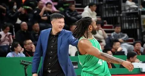 89:73，主场惨败辽宁，崔永熙回来的广东还在为任性买单！1、崔永熙一年之后终于