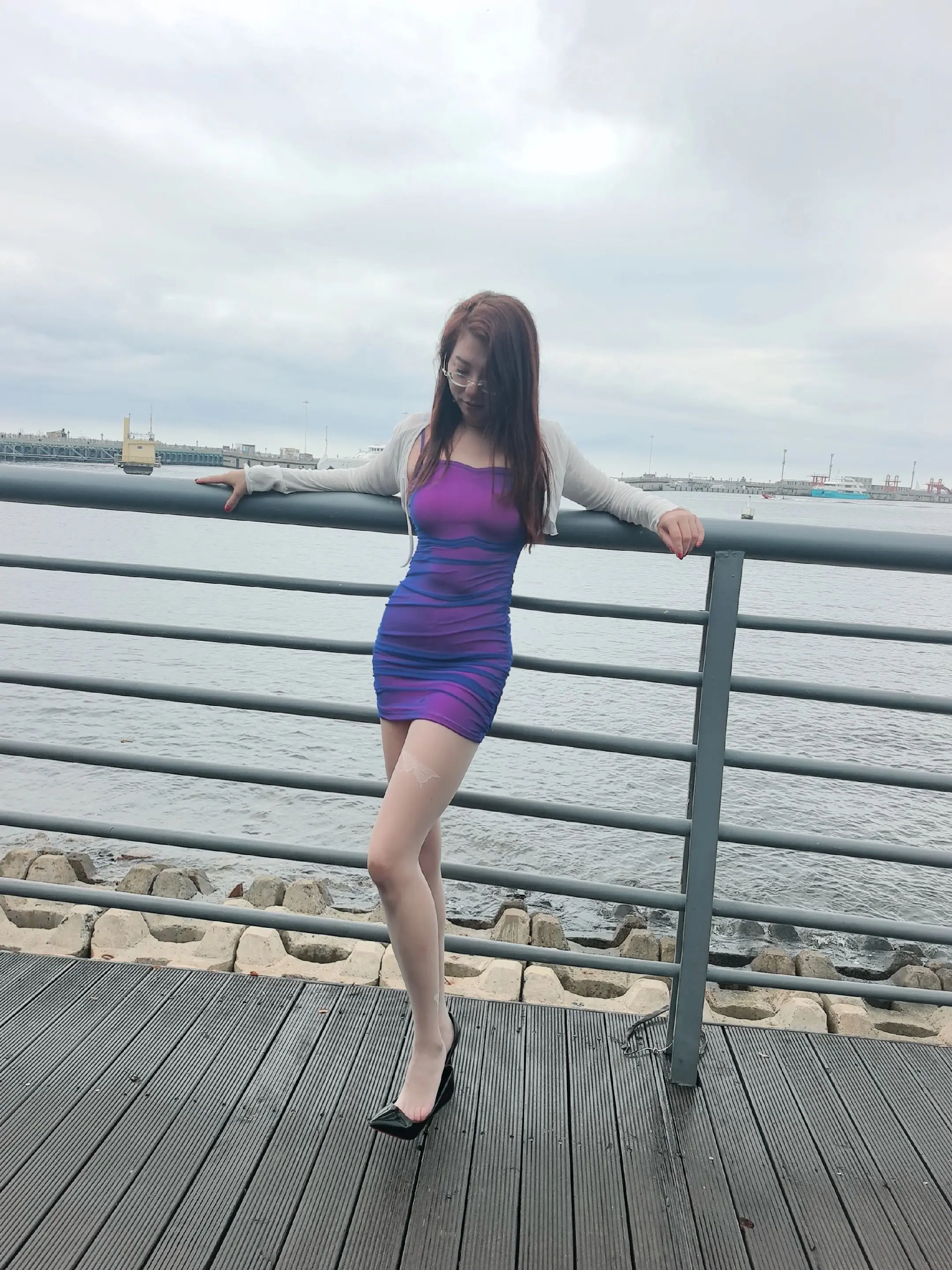 姐姐下班干什么去？健身去。