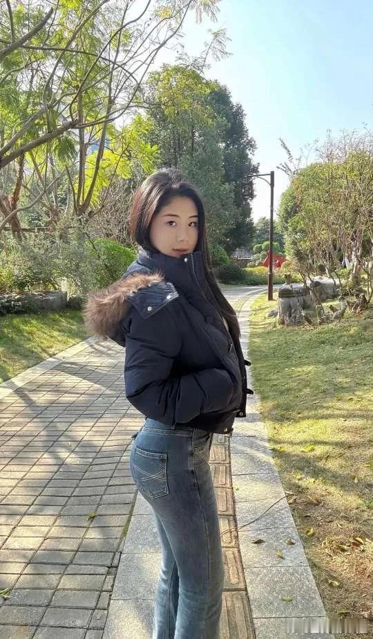 少妇超甜305岁月是一场有去无回的旅行，好的坏的都是风景。承蒙时光不弃，又大了一