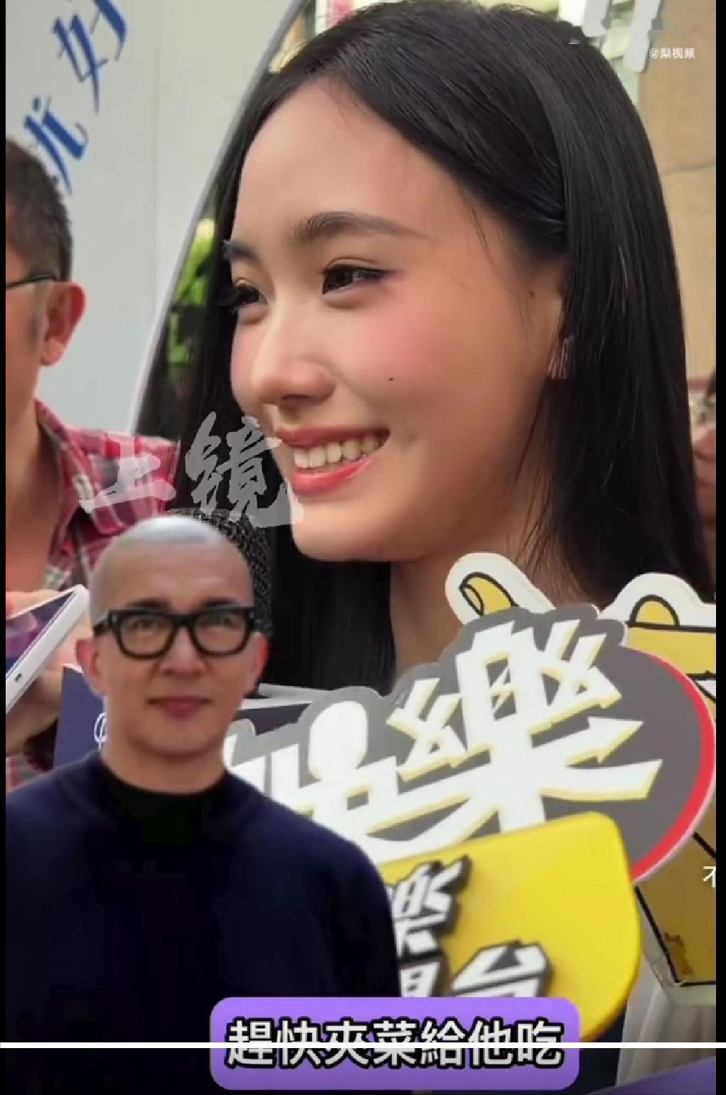原来小S一家都关心具俊晔，关心他是否变瘦，身体是否健康。小S二女儿许韶恩在接受