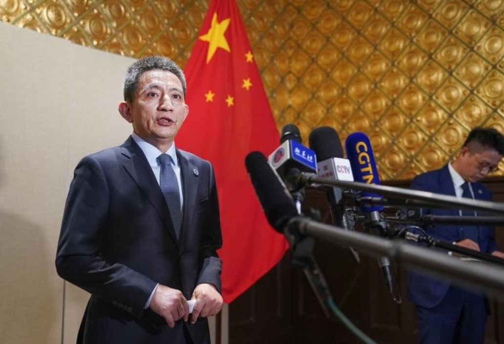 中国驻美大使谢锋今天（8月31日）发文说：“很高兴欢迎中国商务部国际贸易谈判代表