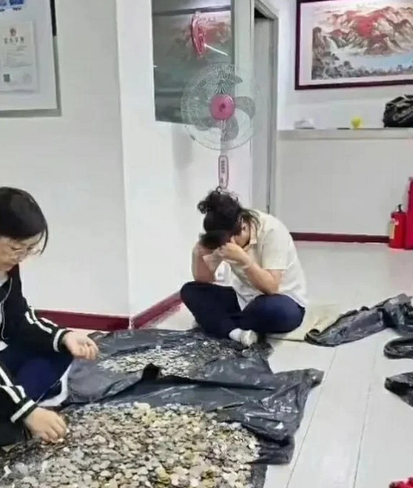 是不是傻子啊，就不会过秤吗