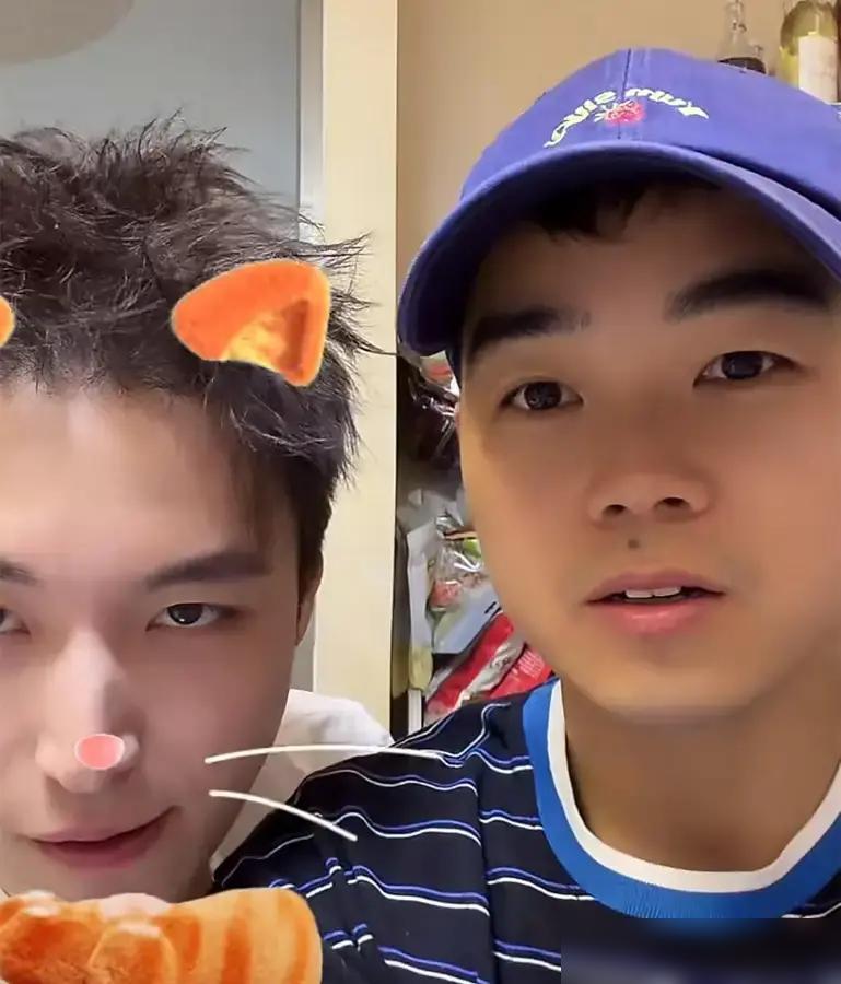 岳云鹏三个徒弟，如今路子完全不一样。刘筱亭粉丝多商演密，台上演得稳，凭本事