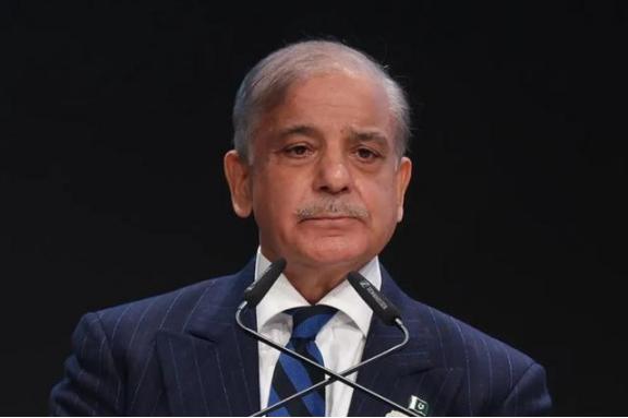 邻国电话打到北京，求中国出手相助，欧美俄都在关注：中国会怎么办。就当全世界都在