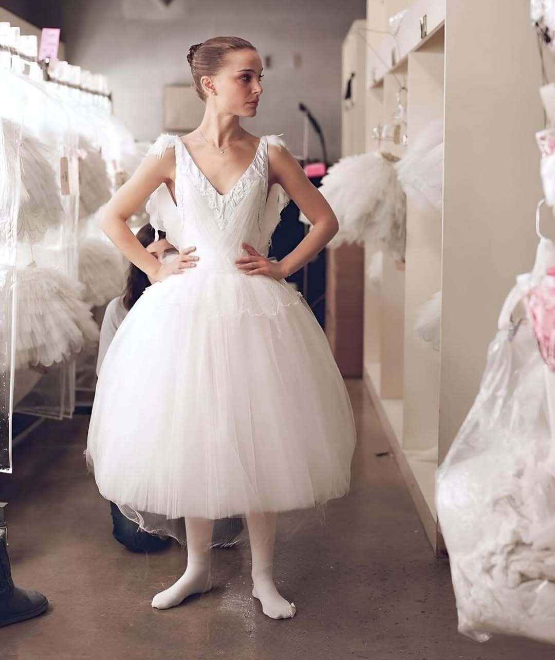 审美积累｜娜塔丽·波特曼主演芭蕾舞题材电影《黑天鹅》幕后照🦢🩰