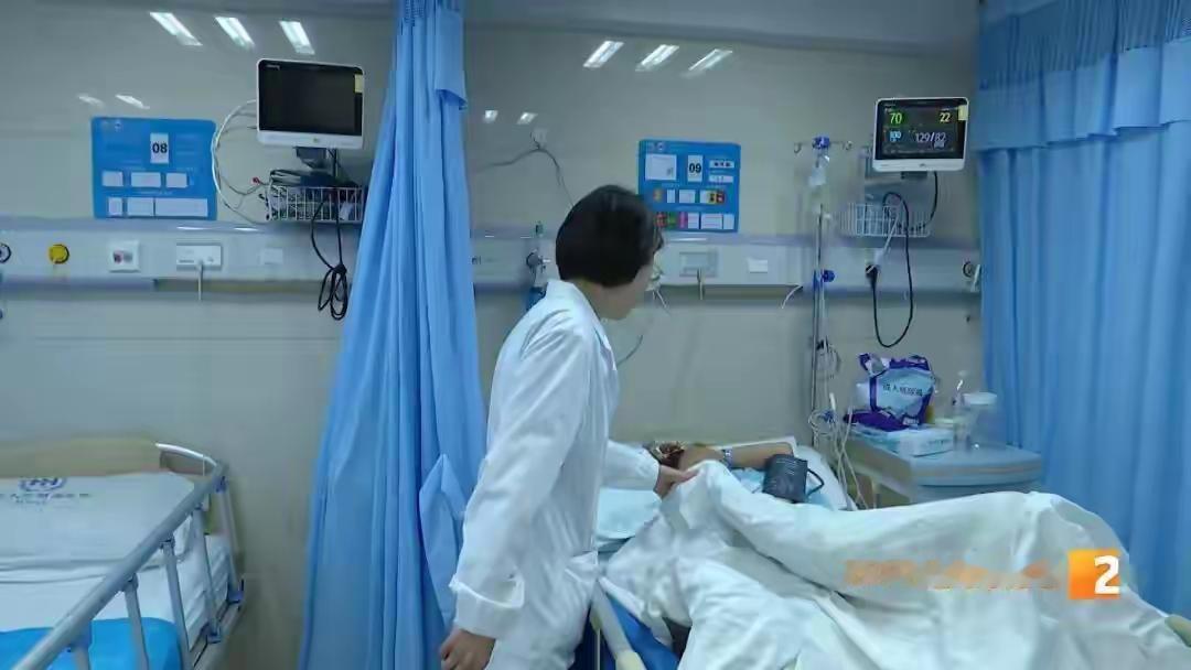 菌从云南寄，病回昆明治！男子在江苏吃见手青（云南菌）中毒，打车2300多公里回昆