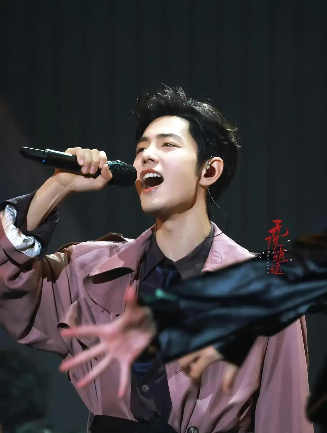 35亿播放背后，肖战把流量变成了印钞机央视刚播完《梦中的那片海》，豆瓣7.