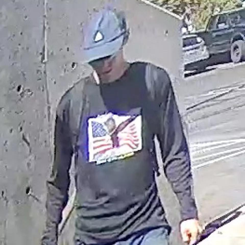 谁杀死查理·柯克？据当局和一名前联邦调查局特工称，周三在犹他州的一次公共户