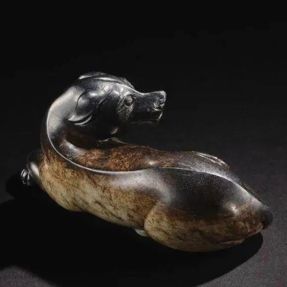 随想杂感想收藏几件古玉的朋友，难寻卖家，自又不太懂行。卖古玉的商家，找到真正的