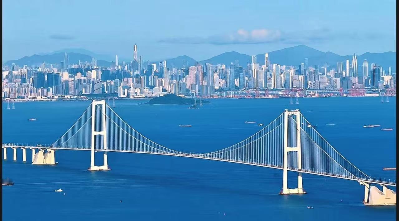 发现没？上半年深圳经济增速又拿下我国四大一线城市第一名！GDP总量超过了1.98