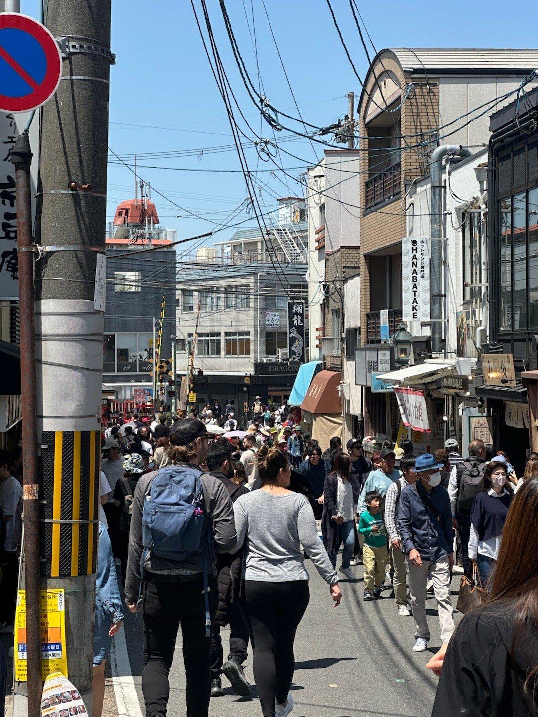 京都还需要新开至少1000家餐馆。游客主要是西方人​​​