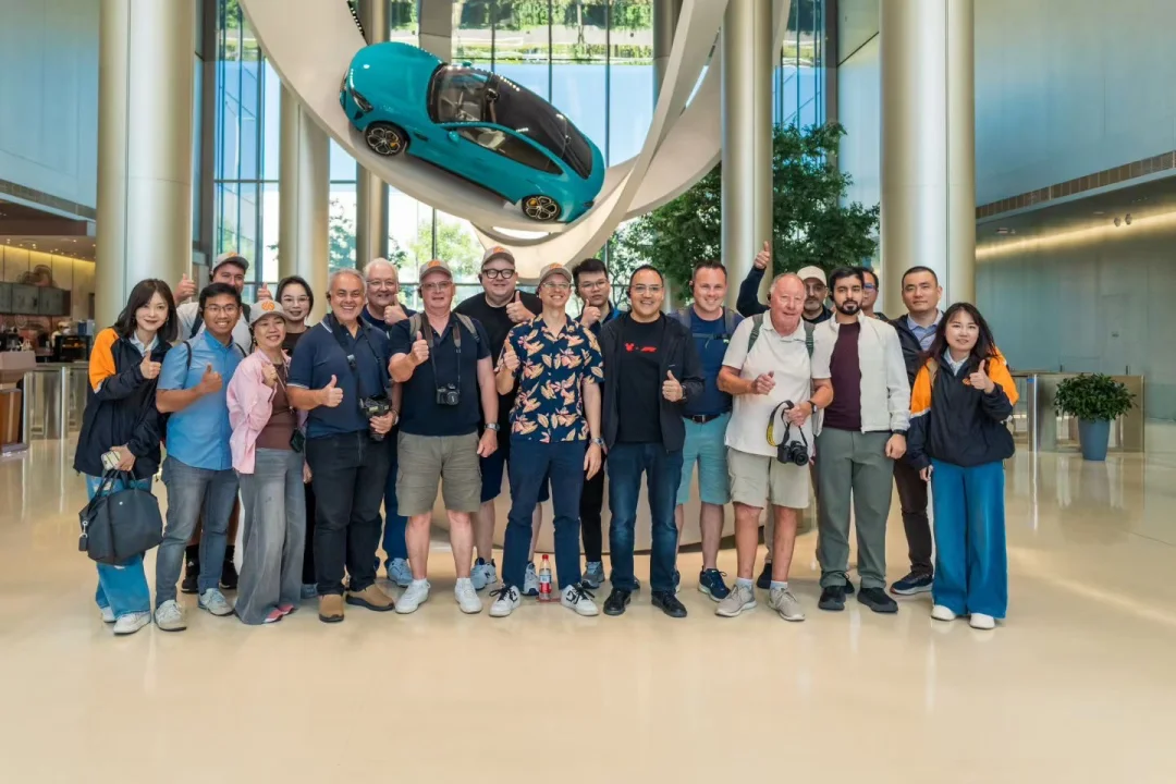 做了一场完美的老外看中国车之旅