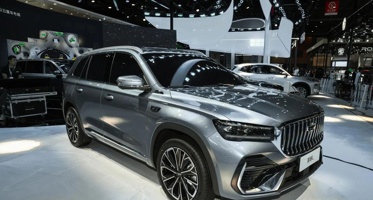 2845mm轴距，星越L重塑紧凑级吉利星越L：燃油SUV新标杆，重新定义紧凑级S