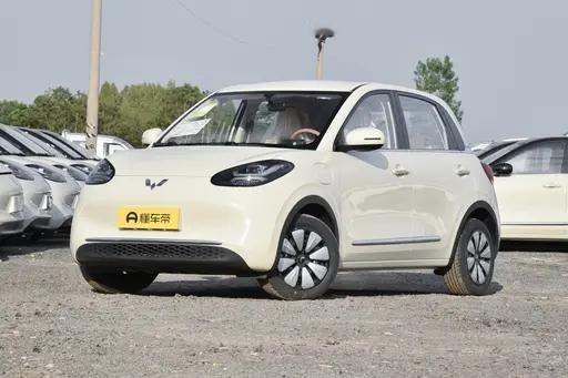 同样是7万多预算，选五菱缤果，我反而不建议你一上来就盯着“买新车”这三个字。 