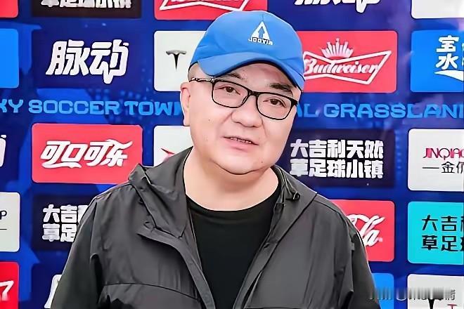 足球小将2:5圣保罗，赛后董路直言批评：这比赛输的活该，小将们现在都感觉自我良好