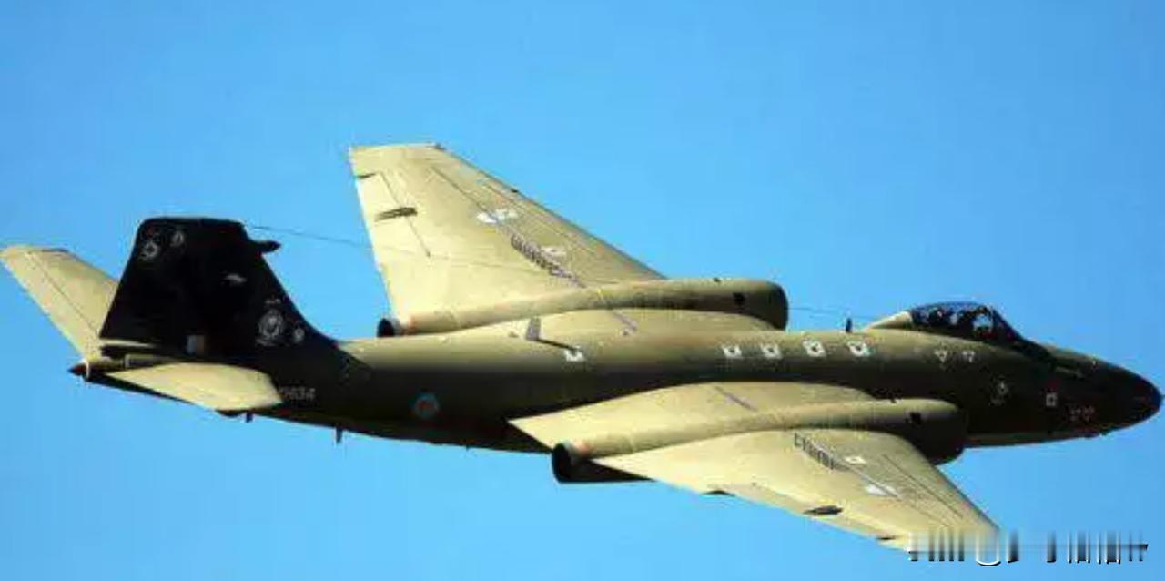 当马岛战争爆发的时候，布宜诺艾利斯空军第2航空旅拥有10架飞机，数量不算多，虽然