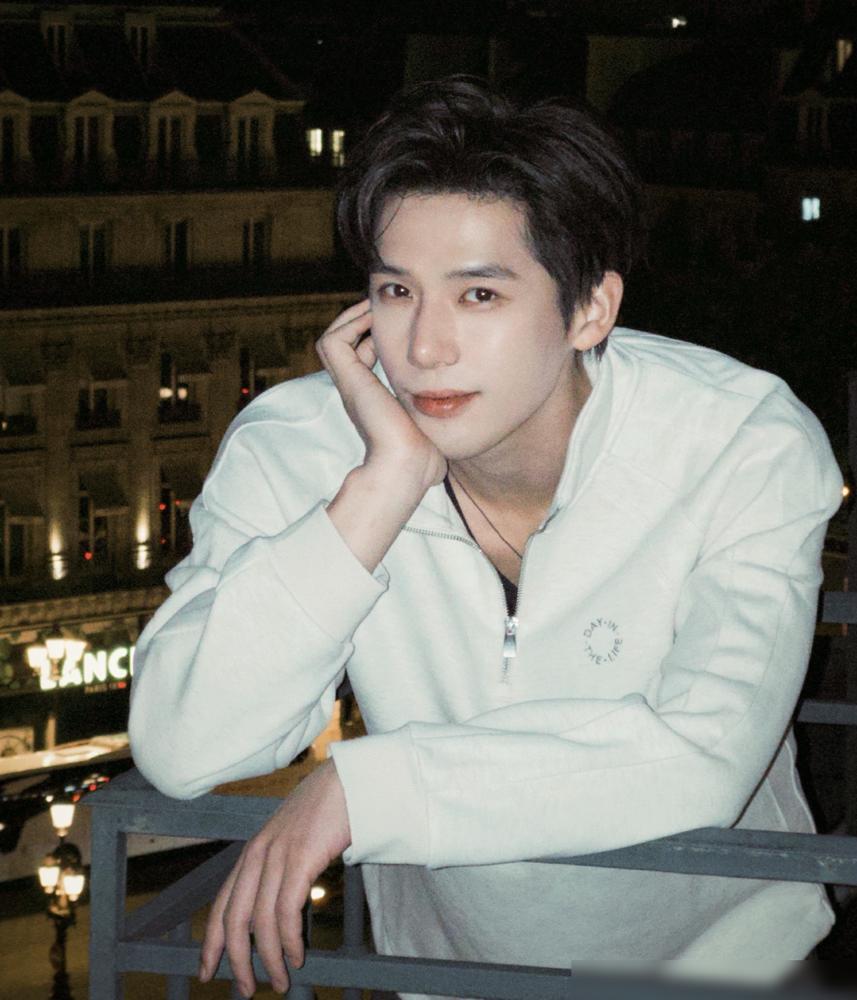 都以为沈腾在节目里看王安宇不顺眼，全程那脸拉得老长。结果有人漏了个底，说这根本不