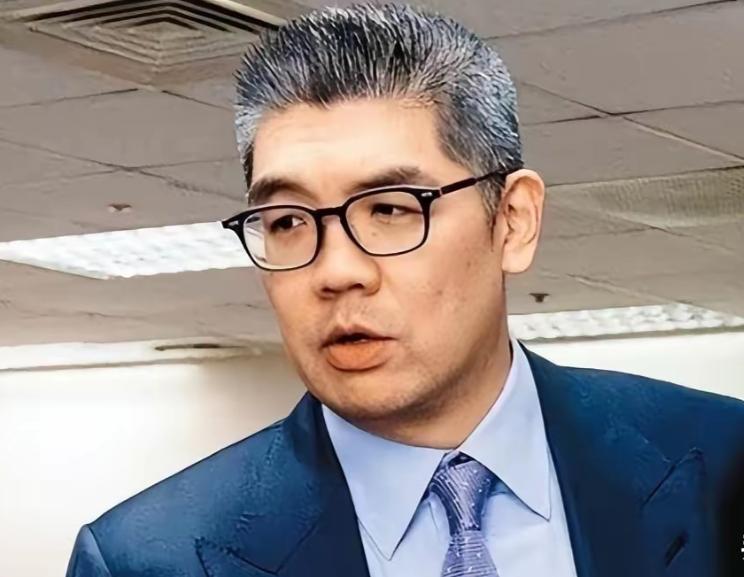 连胜文真是莫名其妙。郑丽文即将开启大陆之行，连胜文突然在脸书发文说要郑丽文不要