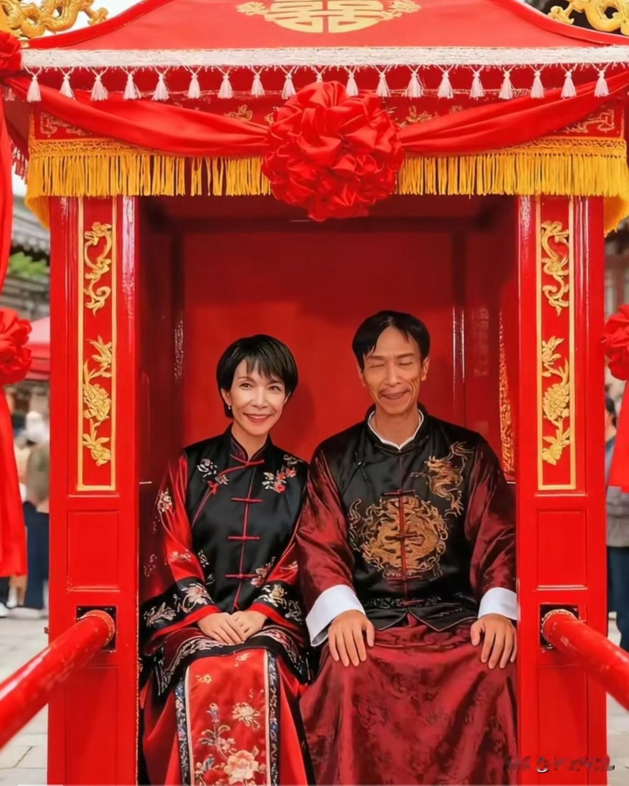 真是不是一家人，不进一家门啊。汉奸贾贵与岛国第一女优的结婚照被网友曝光！