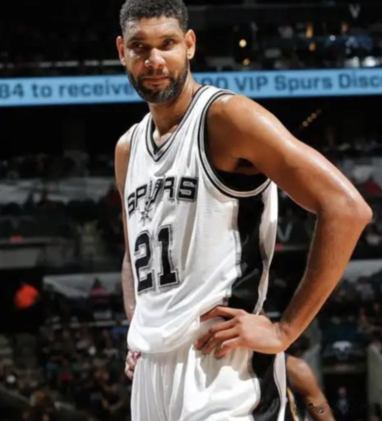 NBA21世纪以来综合实力最强的十大球星！大家认同吗？①詹姆斯荣誉：4冠