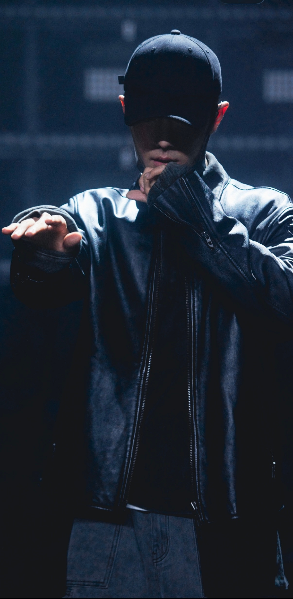 这才是明星啊，这才是满分男啊，这才是身上星光耀眼璀璨夺目的大明星啊，7年了，下面