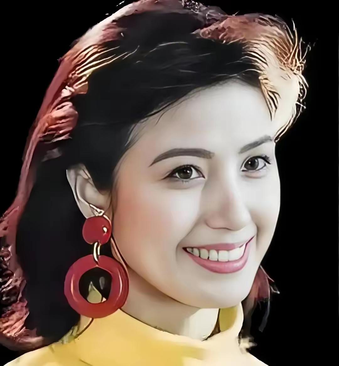 51岁生娃，医生劝她放弃​​她没听。孩子今天已上小学。​​61岁的吴玉华，年