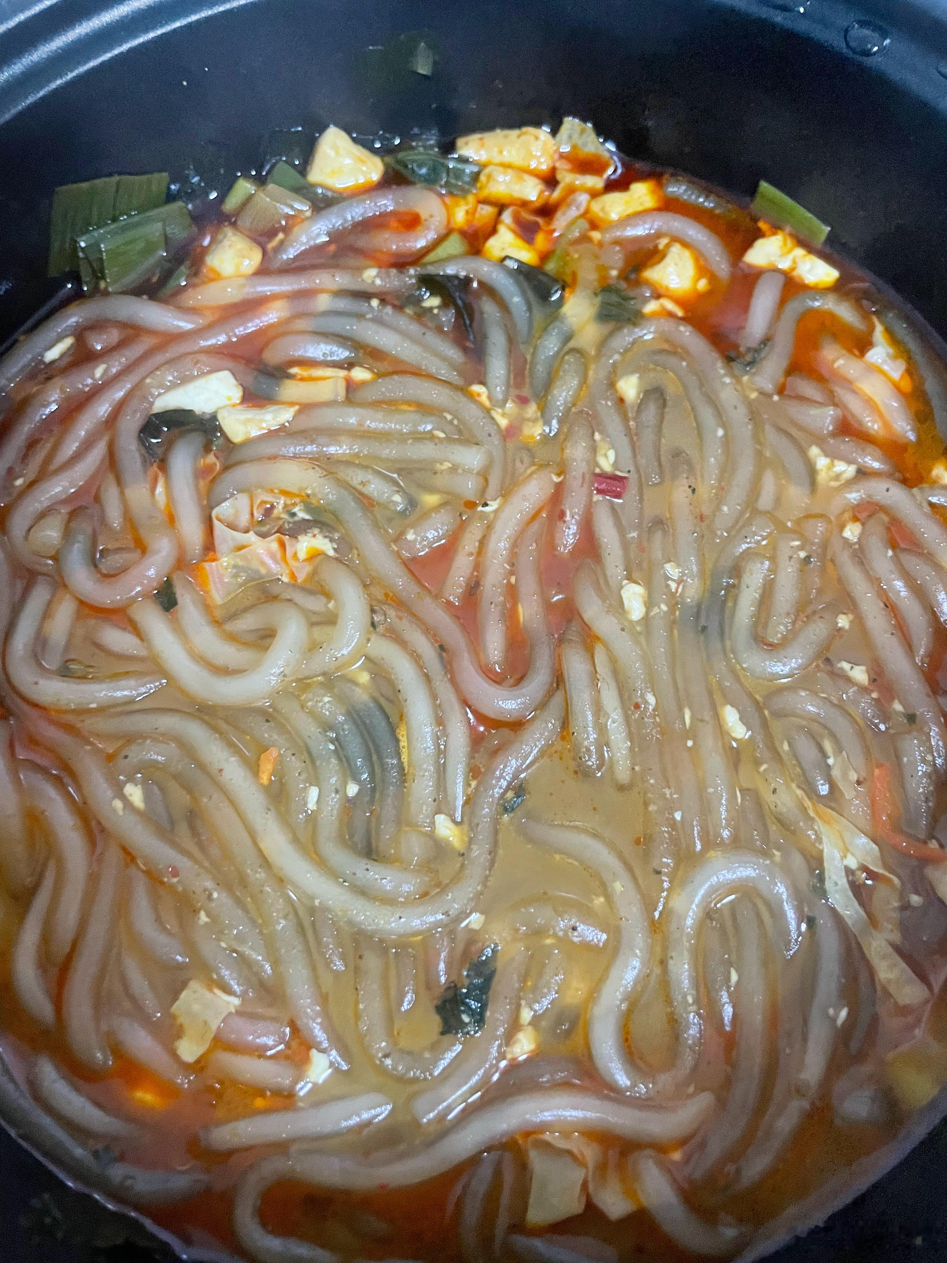 自己煮的土豆粉，厉害了。