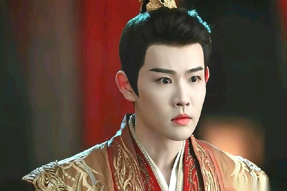 最讽刺的是什么？大皇子萧永，他自己，压根不会武功。最后兵败，说是去道观“退休