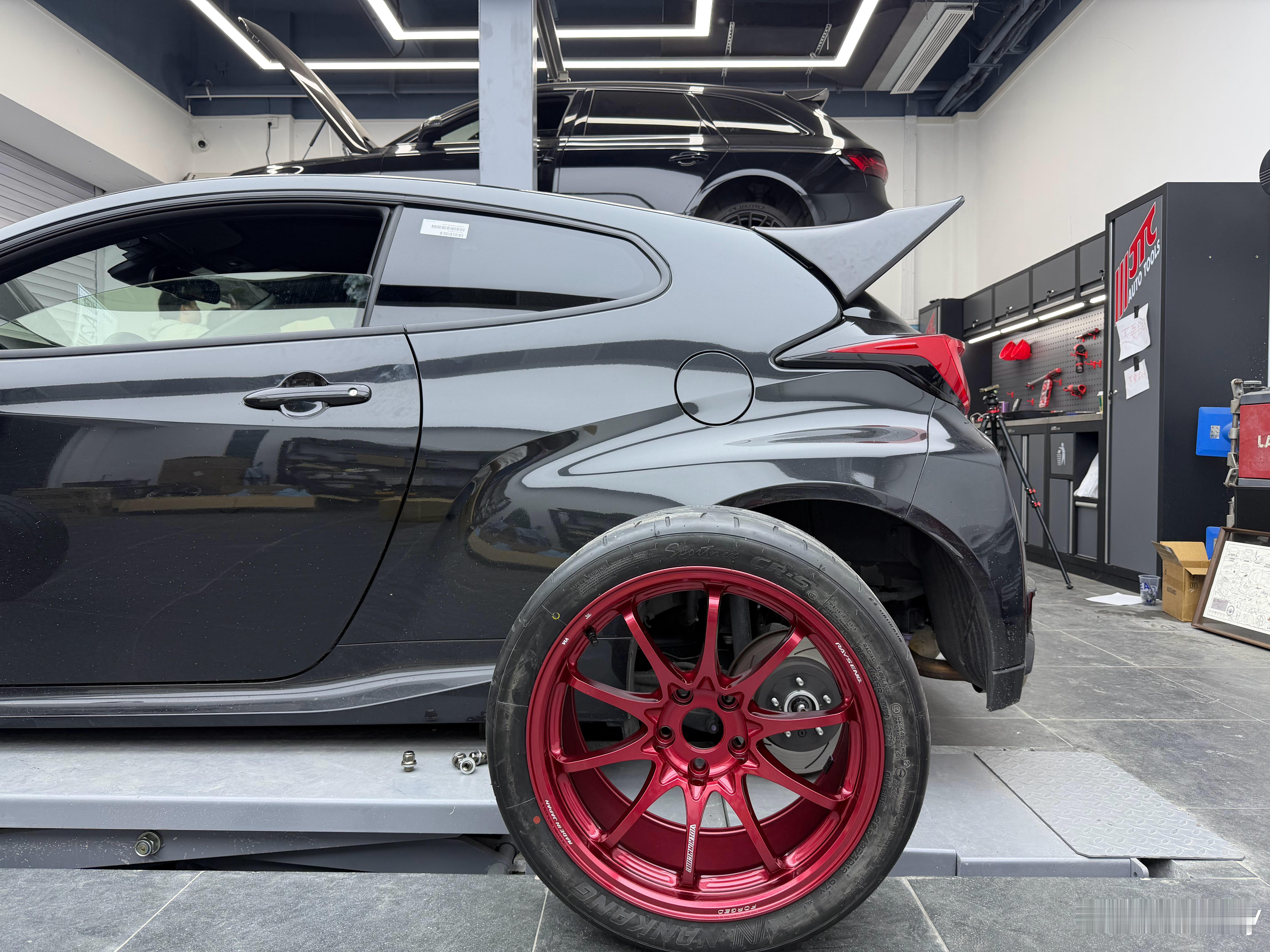 注入灵魂的尾翼